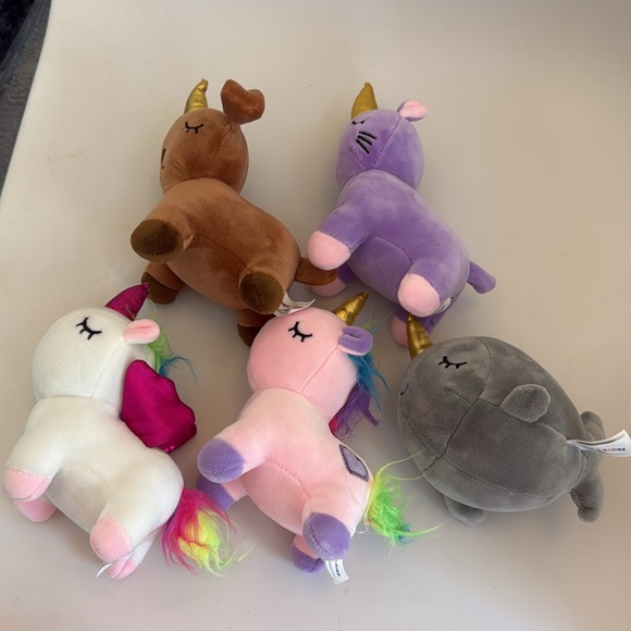 PIXIE CRUSH Plush Snug a Babies Toys & Rainbow Carry Case - Picture 8 of 9